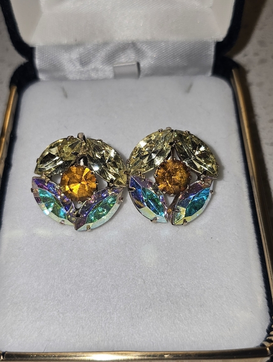 Jewelry - Crystal Floral Cluster Earrings in Yellow and Iridescent